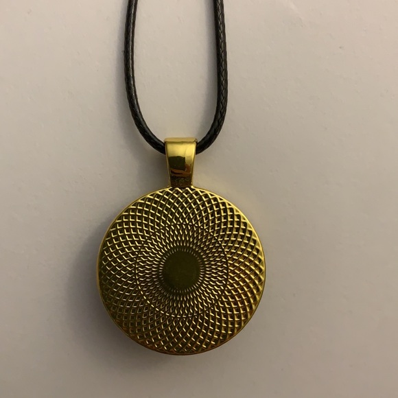 • LAST CHANCE• Handmade Mandala Cabochon Pendant Necklace - Picture 4 of 5